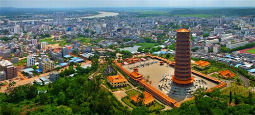 在安徽开中式快餐加盟店行情如何，在安徽加盟六月桃花香烧饼开店优势大吗