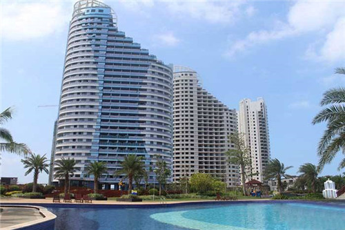 在连平县开麻辣烫加盟店费用哪家信誉好，红火火麻辣烫加盟在连平县开店会亏吗