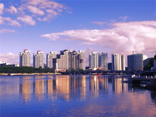 小象购超市加盟总部电话（小象生活特卖超市地址）